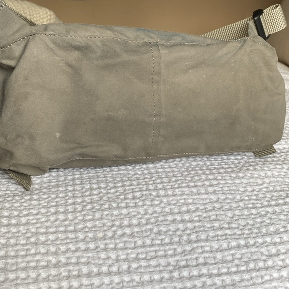 Fjallraven Kanken Backpack - Picture 8 of 8